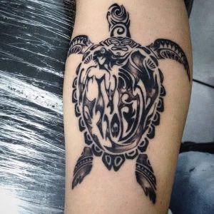 tatuaggio tartaruga maori